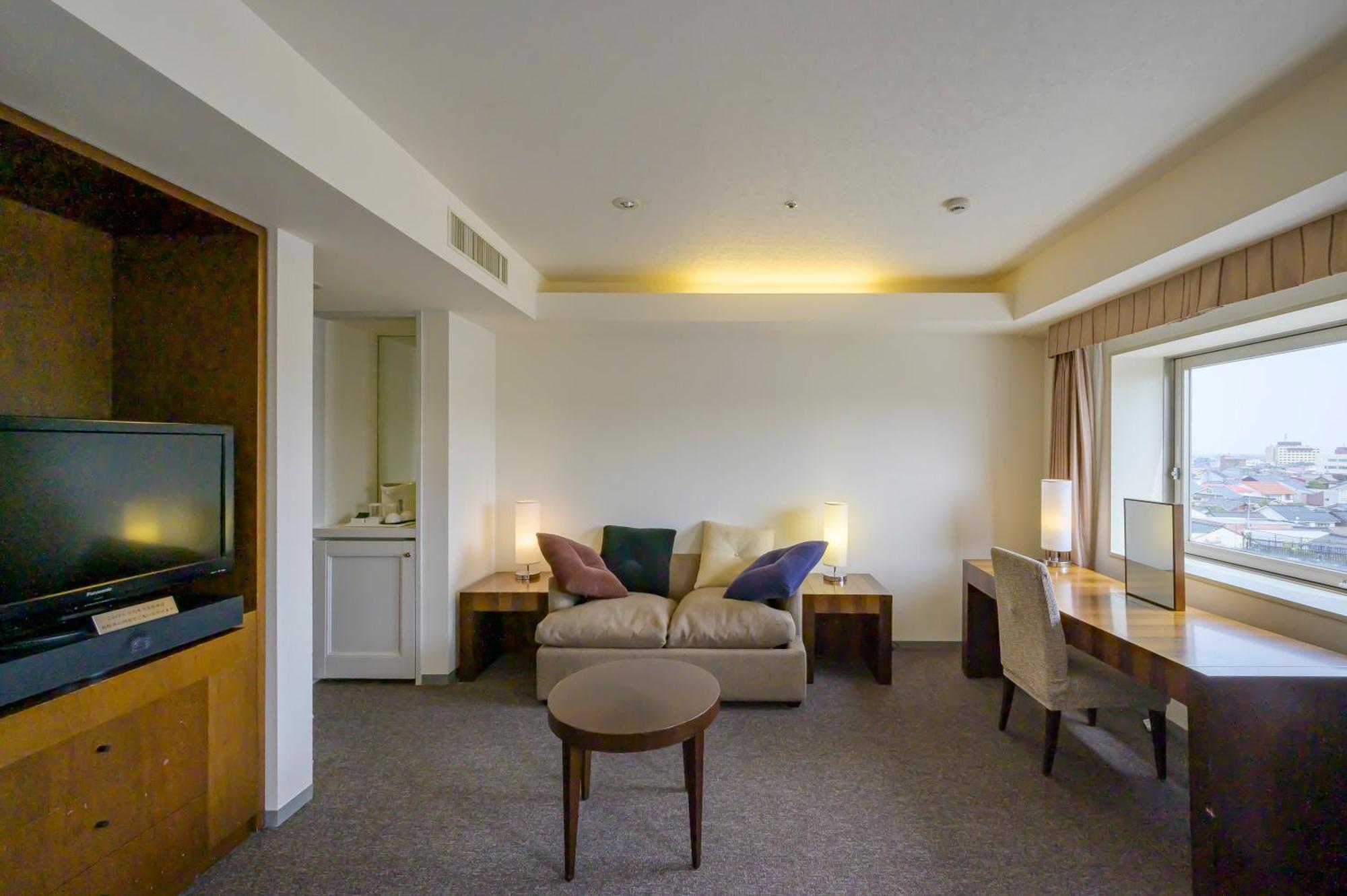 Twin Leaves Hotel Izumo Exterior photo